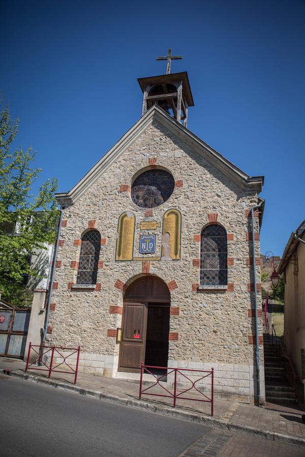 Le Sauvage Hotel Chateau-Renard Exterior photo