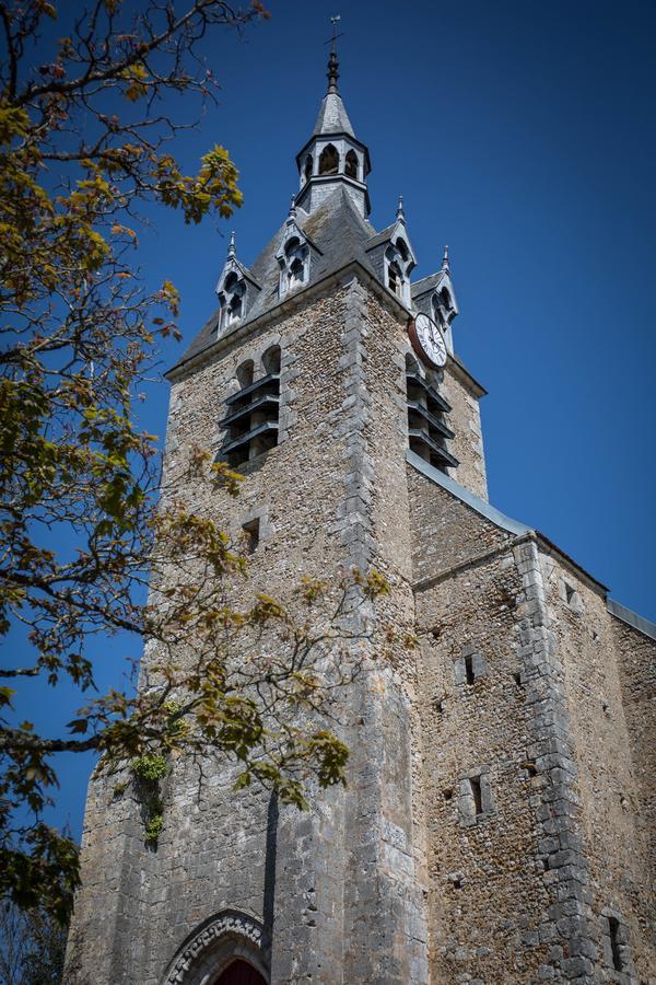 Le Sauvage Hotel Chateau-Renard Exterior photo